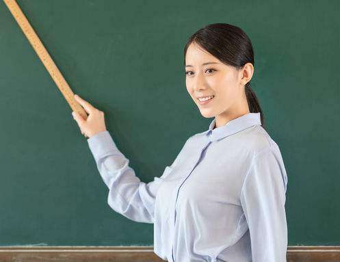 ����ʦ�ʸ�֤����Ҫ��