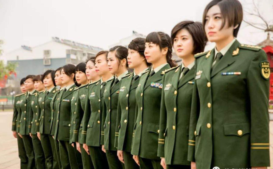 ������ʩ����Ա֤������ ������ʲô����