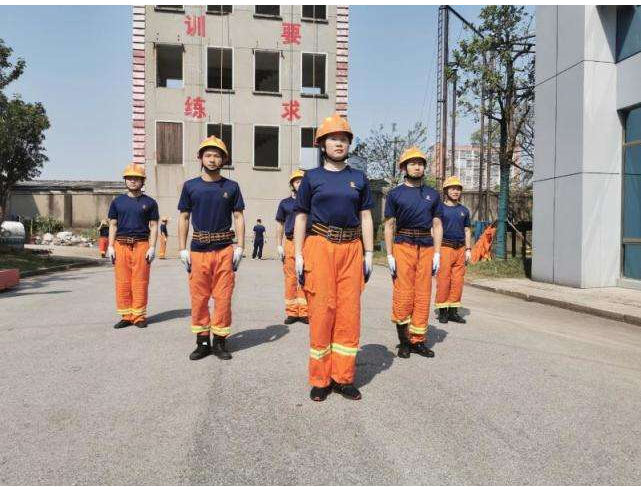 �߼�������ʩ����Ա����������ʲô ��ֱ�ӱ�����