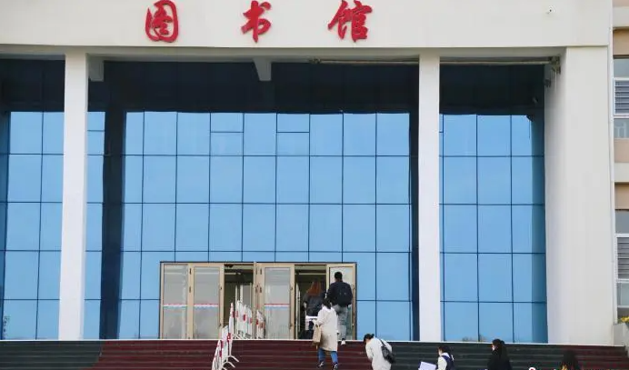 ����У�����Կ���ʦ�ʸ�֤��