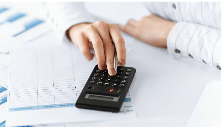 ���м�����ʦ���Ա����м����ʦ��