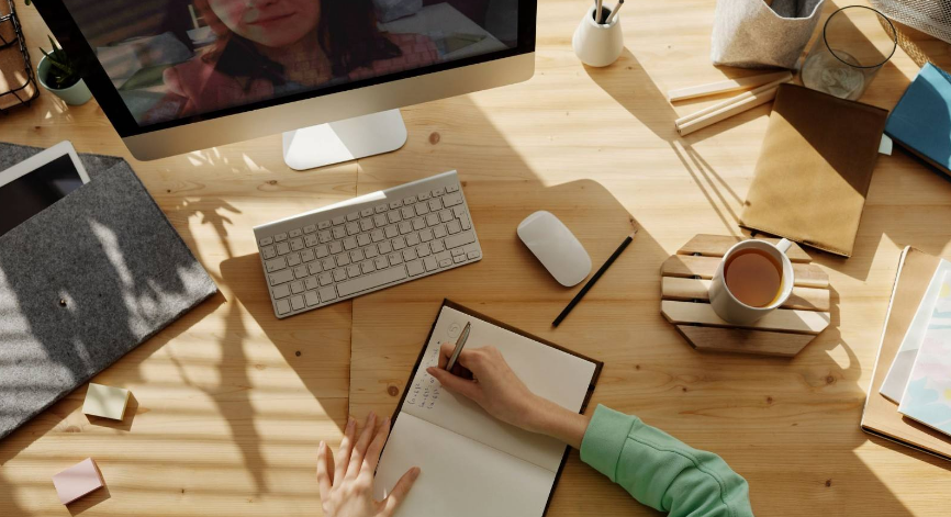 �и�д������