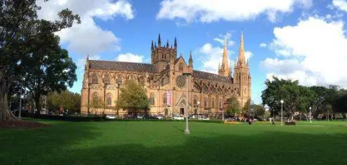 �����Ĵ�������ѧ��ǰ;��