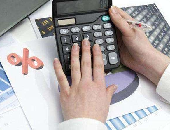 �м����ʦ����Ҫ�󼰿���ʱ��