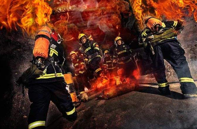 �ǻ���������ʦ֤���ܹ��ҳ�����