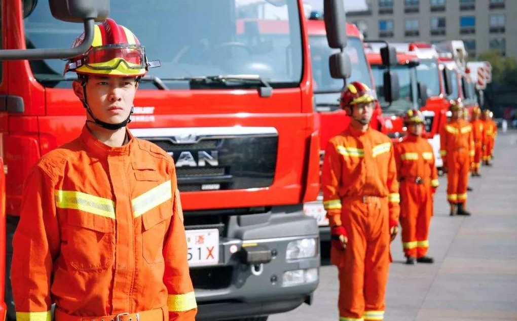 �����ǻ���������ʦ֤���ǹ��ҳ��ϵ���