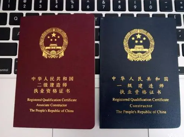 ��ר��У�����Կ���������ʦ��