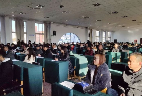 �������Ž�����ר��ѧ���Ƕ��٣�