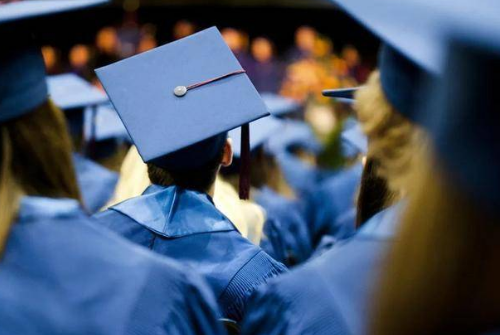 �����о����������˽���٣�