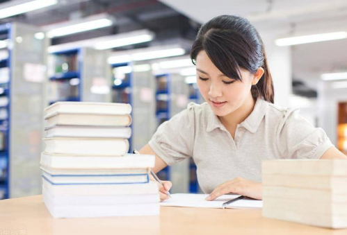 SATд�����Գɼ���ѯ��ʽ