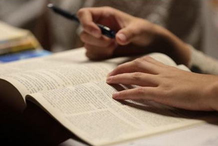 ��������ʦ���м�����ʦ���Ե���������Щ��