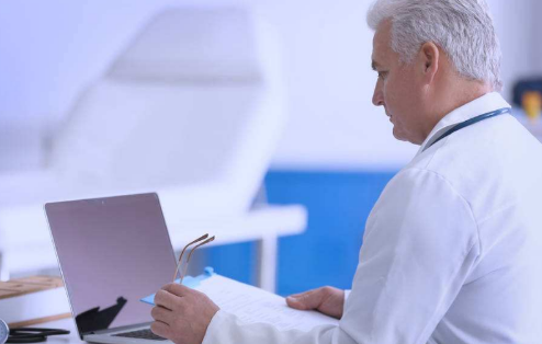 �ٴ�ҽʦ���Ե�Ѫ��֪ʶ����