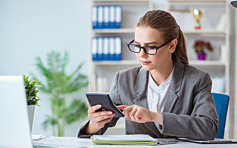 ע�ῼ�Ե��ۺϽ׶����� ����������ʲô