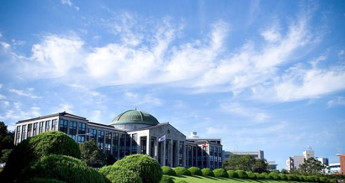 ������ѧ��װ���רҵ����ԺУ�Ƽ�