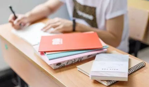 ���п��Ի����׶θ���θ�ϰ��