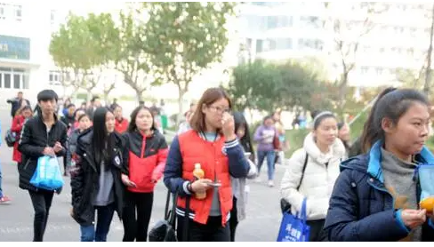 ������˶ʿ��ҵ���������϶���ʦ�ʸ�