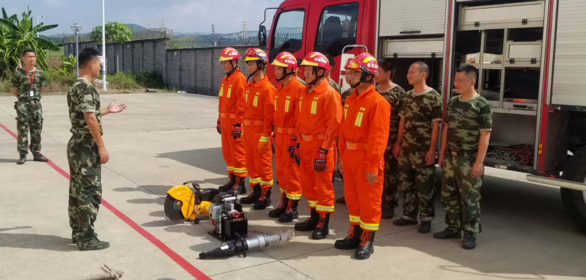 ������ʩ����Ա�ɼ���ô��ѯ ���Ĳ�