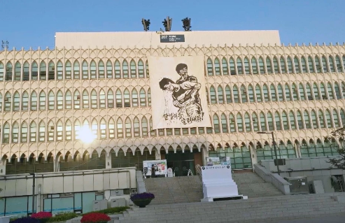 ������ѧ������ҵ����ߵ�רҵ��ԺУ�Ƽ�