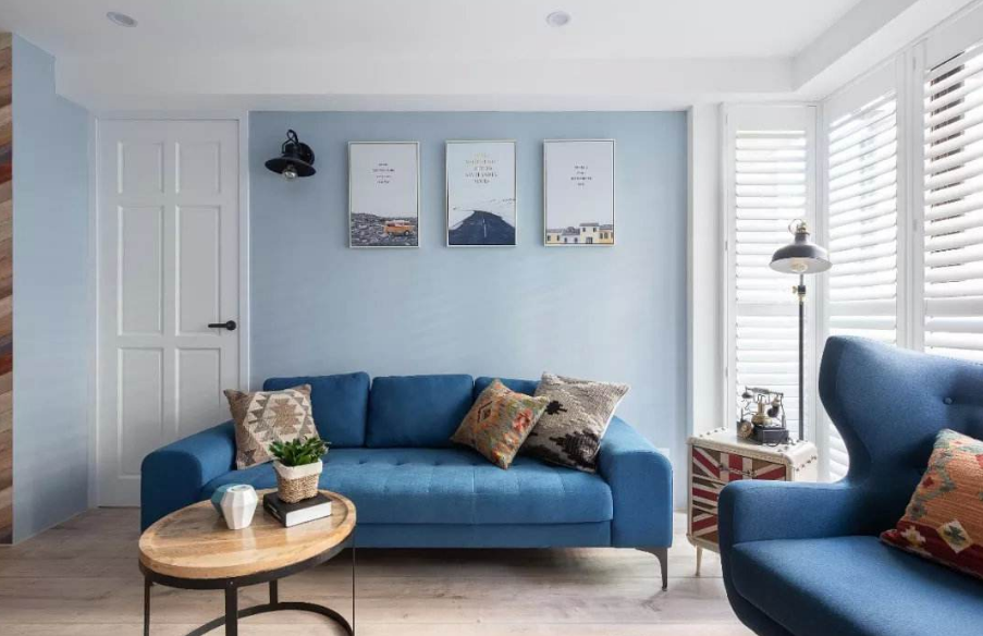 �ɶ�רҵ���������ʦ��ѵѧУ