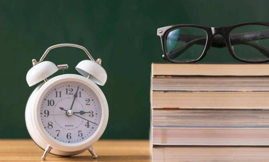 ����ѧ��ѯʦ����Ҫ��