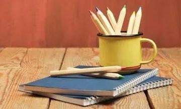 ��˼���Դ�С������д��һ������