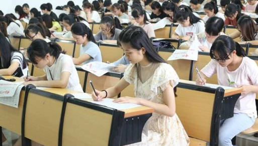 ������ѧ����ѧϰ�Ѷȼ�Ŀ�����