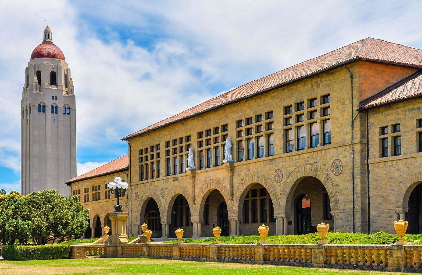 ������ѧ˹̹����ѧΪʲô�������й���ѧ����