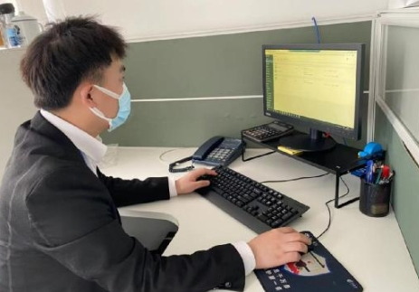 ���д�ҵ�ʸ��Ա���˵��