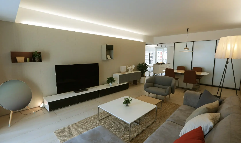 �Ϻ�װ��װ�����ʦ��ѵ�ļҺ�