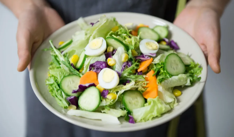 ����Ӫ��ʦ����ǰ���͹�����ô����