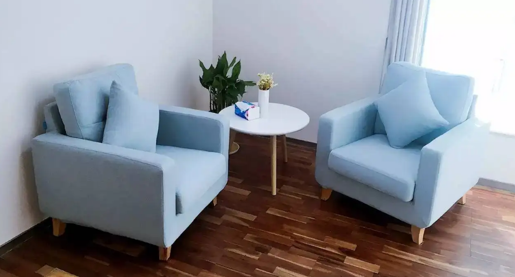 �μ�������ѯʦ������α�����