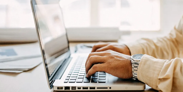 ��ƽ�����ʦ����һ����٣�