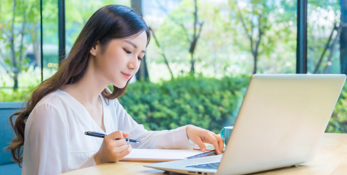 �������2022������