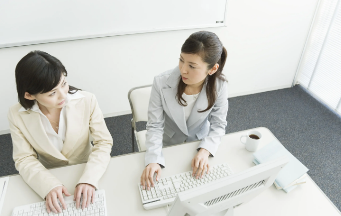 ������ѯʦ�ļ���ѵ��