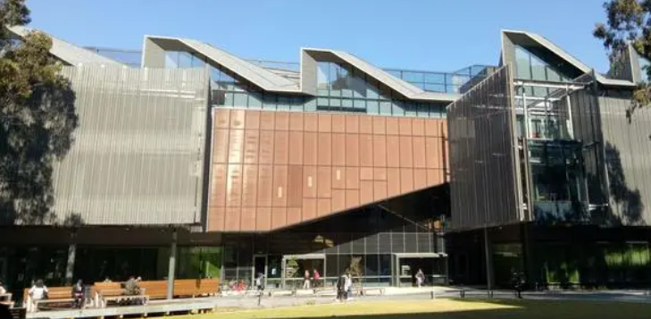 �����ѧ����ʿ��ѧ�о�������������ʲô��