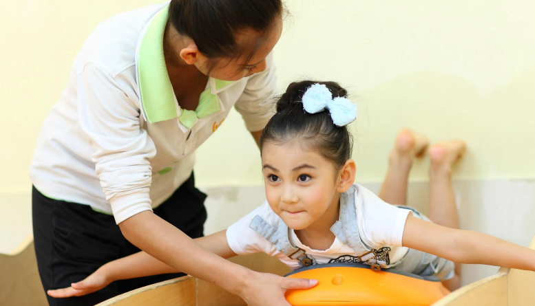 ��ͥ����ָ��ʦ����ֵ����