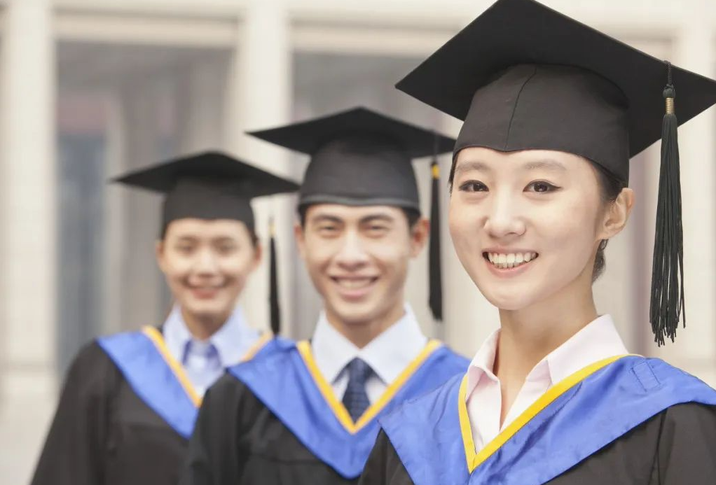 �ϰ�����ô��������ƾ �м���;��