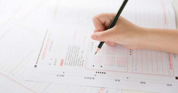 Ӣ���赸רҵ����ѧԺ����