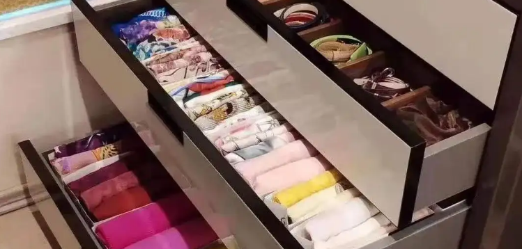 ��������ʦ�Ǹ�ʲô��