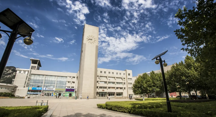 �������пɵ�����ѧУ