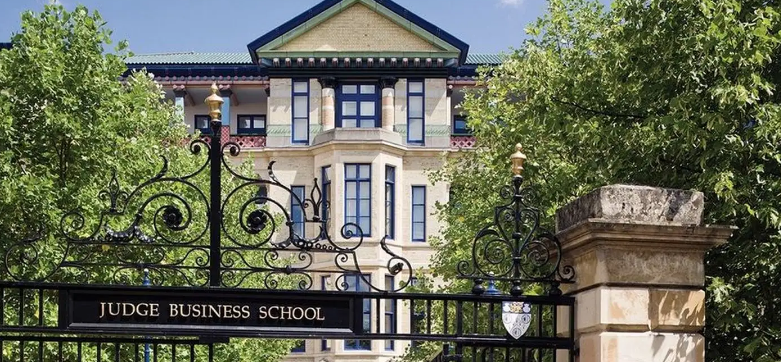 ���Ŵ�ѧ��ѧԺ�о�������Ҫ��