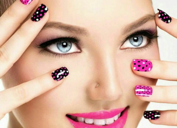 ѧ��ױҪ����Ǯ����