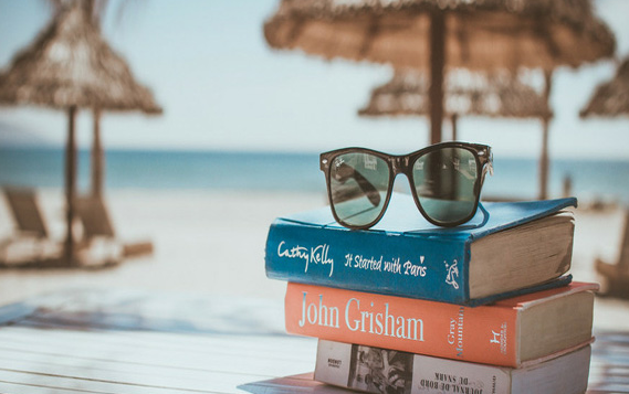 ����һ������ʦ��Ҫ����Ǯ