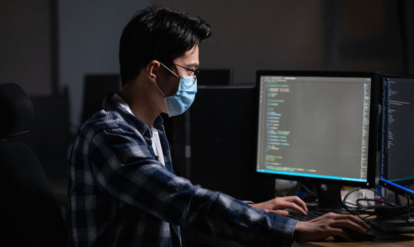 �������Թ���ʦ��չǰ������