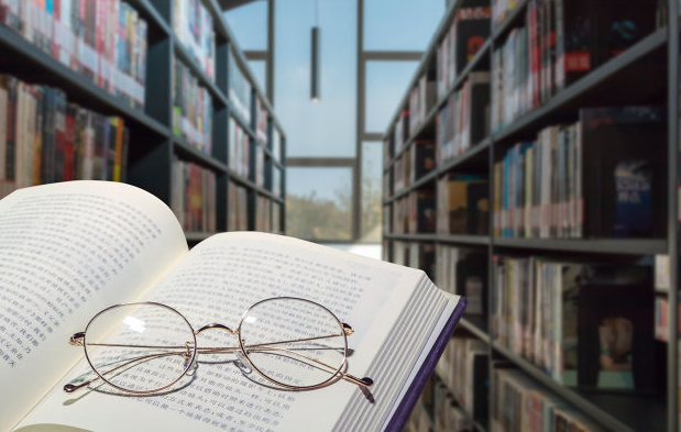 �߼��������ʦ������ �������ʦ��ô׬Ǯ