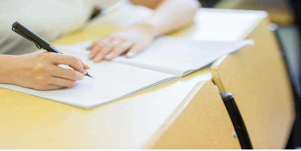 1��ע����������ʦ���ı���