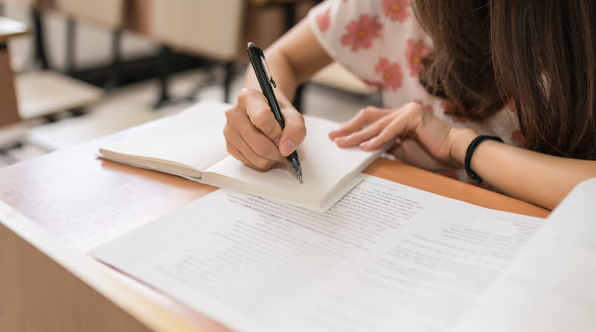 初级会计资格证要考哪些科目