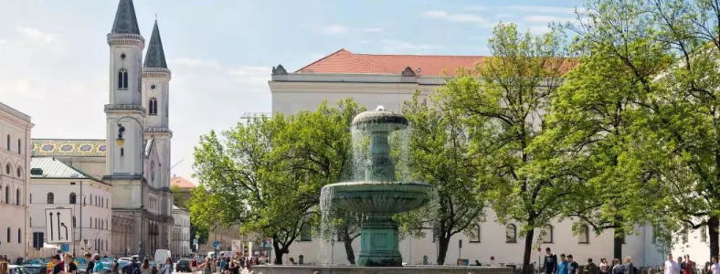 �¹���ѧĽ��ڴ�ѧ����������ʲô��