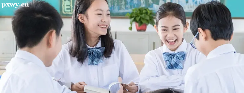 �ഺ�ڵ�Ů����Ӧ����ô������