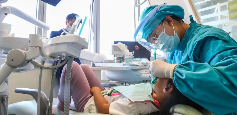 ��֪����ǻҽʦִҵ�ʸ�֤����������